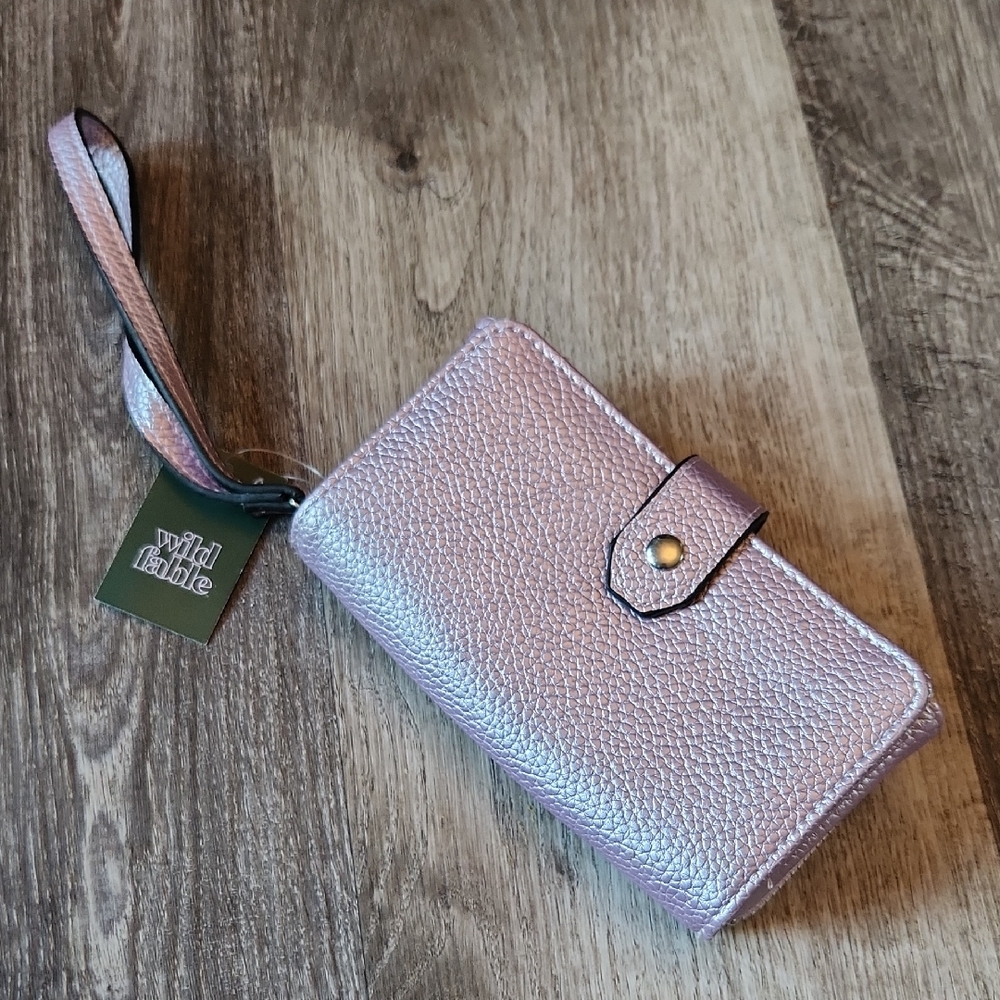 Wild Fable Shimmering Violet Wristlet